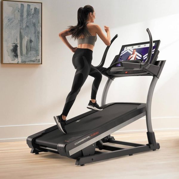 Бігова доріжка електрична NordicTrack X32i 004994 фото
