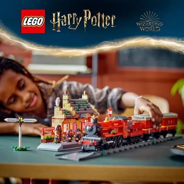 Блоковий конструктор LEGO Harry Potter Хогвартс-Експрес та станція Хогсмід (76423) 613438 фото