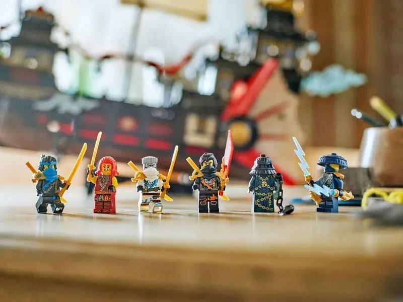 Блочный конструктор LEGO Ninjago Щедрость храма (71848) 613458 фото