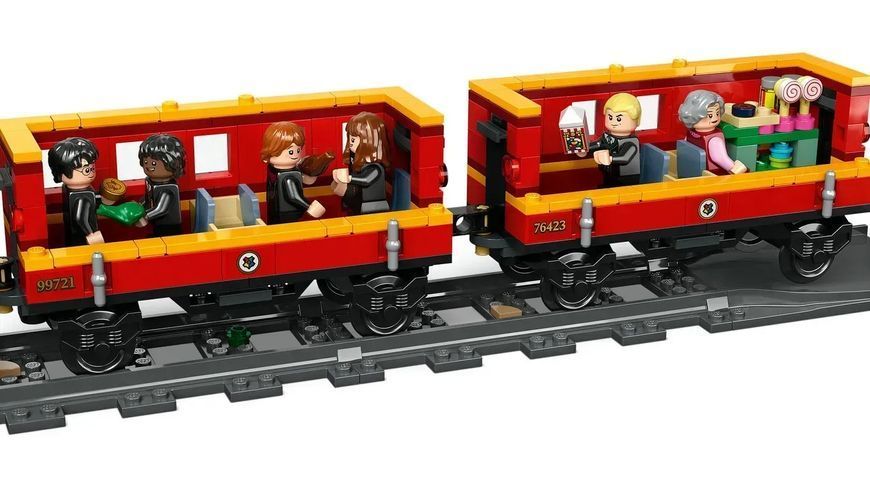 Блоковий конструктор LEGO Harry Potter Хогвартс-Експрес та станція Хогсмід (76423) 613438 фото