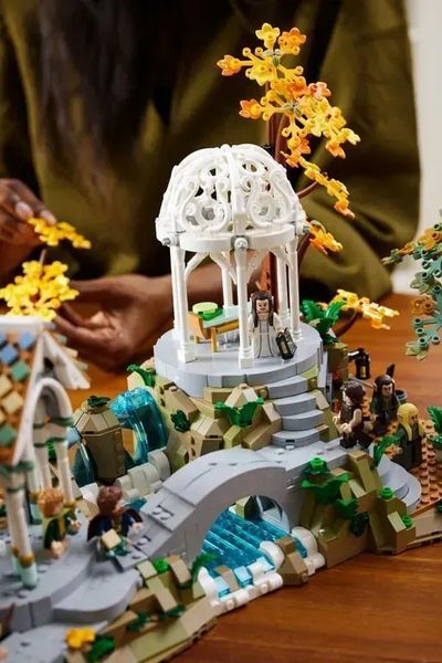 Блоковий конструктор LEGO Icons Володар кілець: Рівенделл (10316) 613530 фото