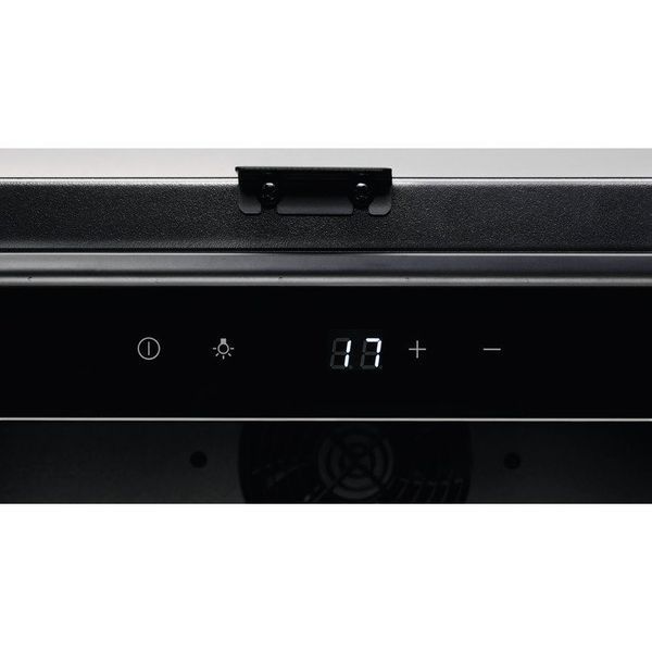 Винный шкаф Electrolux EWUS052B5B 007539 фото
