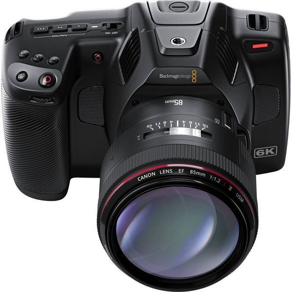 Видеокамера Blackmagic Design Pocket Cinema Camera 6K Pro (CINECAMPOCHDEF06P) 014364 фото