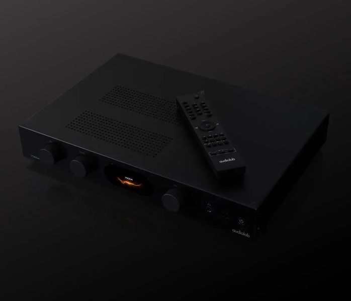 Интегрированный усилитель Audiolab 7000A Black 605904 фото