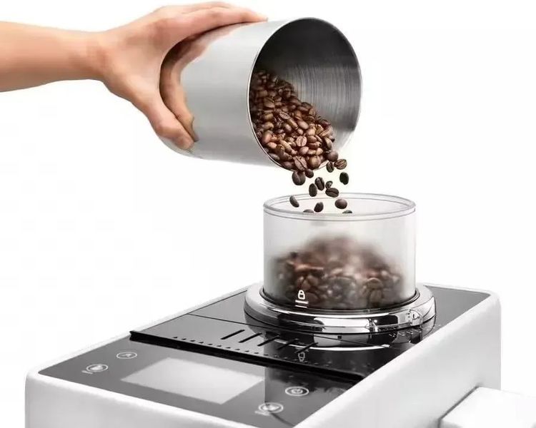 Кофемашина автоматическая Delonghi Rivelia EXAM440.35.W 606126 фото