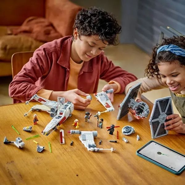 Блочный конструктор LEGO Star Wars Сборный пакет &laquo;Истребитель TIE и Корабль X-Wing&raquo; (75393) 613368 фото