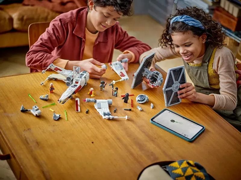 Блочный конструктор LEGO Star Wars Сборный пакет &laquo;Истребитель TIE и Корабль X-Wing&raquo; (75393) 613368 фото