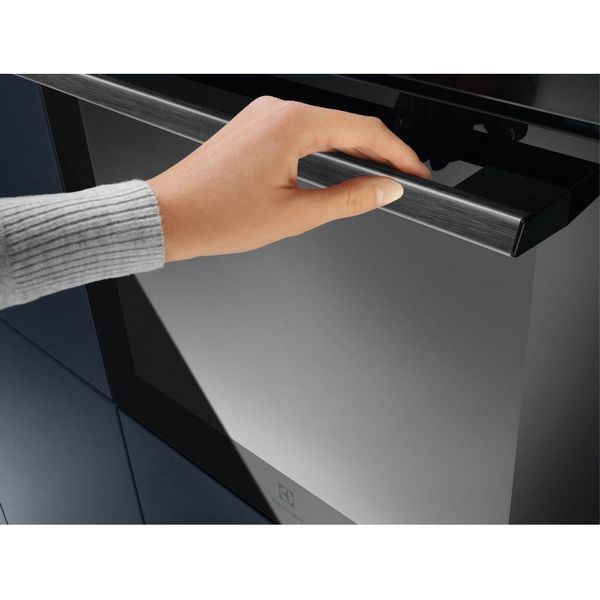 Духовка электрическая Electrolux KODEC70BZ 011340 фото