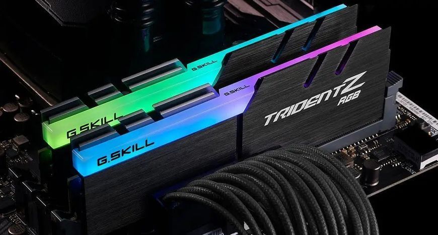 Память для настольных компьютеров G.Skill Trident Z RGB DDR4 64 GB (2 x 32GB) (F4-4266C19D-64GTZR) 026512 фото