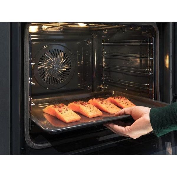 Духовка електрична Electrolux EOB9S31WX 011291 фото