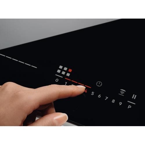 Варильна поверхня електрична Electrolux EIV8457 007148 фото