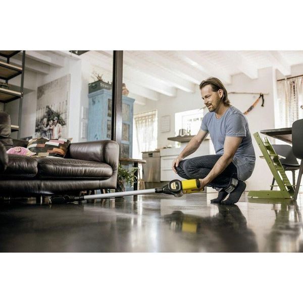 Вертикальний + ручний пилосос (2в1) Karcher VC 6 Cordless ourFamily (1.198-660.0) 008134 фото