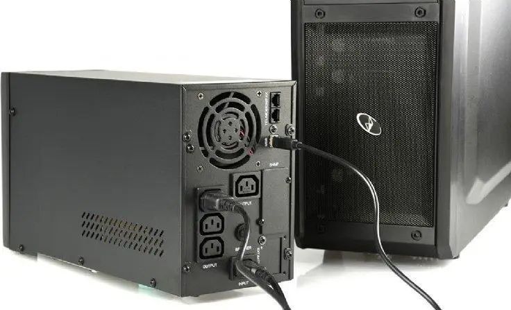 Линейно-интерактивный ИБП EnerGenie EG-UPS-PS3000-01 022009 фото