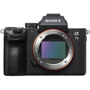 беззеркальный фотоаппарат Sony Alpha A7 III kit (24-105 mm) f/4 G OSS (ILCE7M3GB) 004297 фото