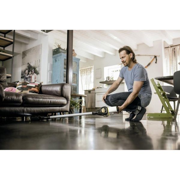 Вертикальный + ручной пылесос (2в1) Karcher VC 6 Cordless ourFamily (1.198-670.0) 008135 фото