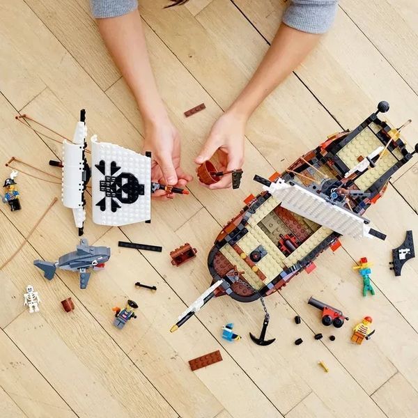 Блоковий конструктор LEGO Creator Піратський корабель (31109) 613385 фото