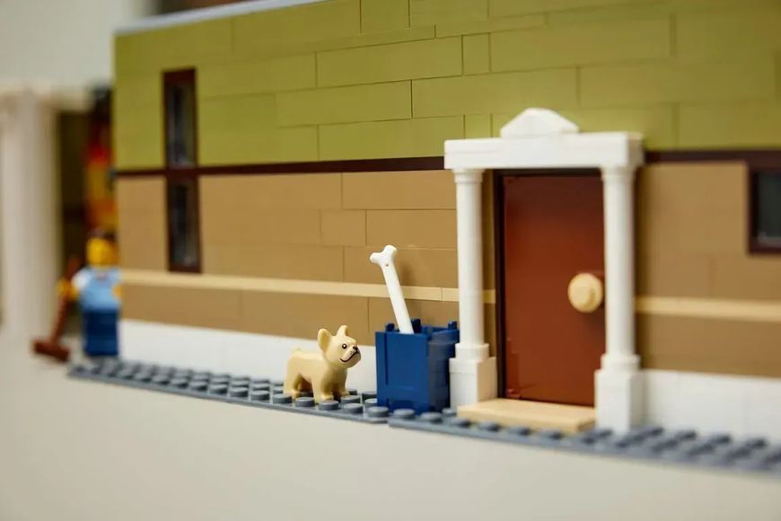 Блоковий конструктор LEGO Icons Музей природної історії (10326) 613508 фото