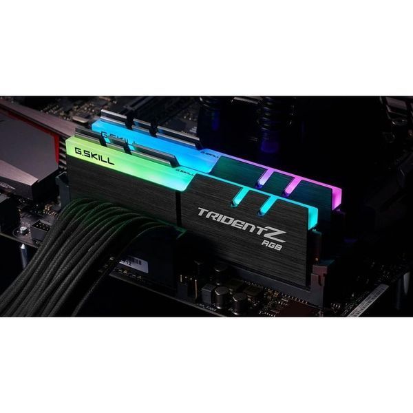 Пам'ять для настільних комп'ютерів G.Skill 64 GB (2x32GB) DDR4 3600 MHz Trident Z RGB (F4-3600C18D-64GTZR) 027763 фото
