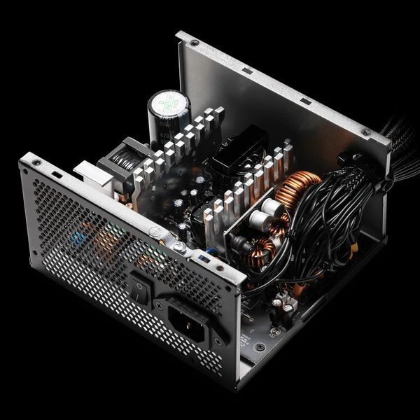 Блок питания Adata XPG Pylon 750W (PYLON750B-BKCEU) 001139 фото