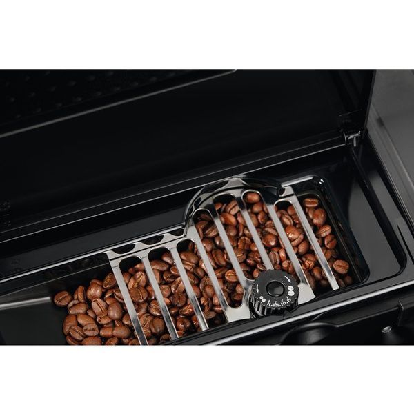 Кавомашина автоматична Electrolux KBC65T 016707 фото