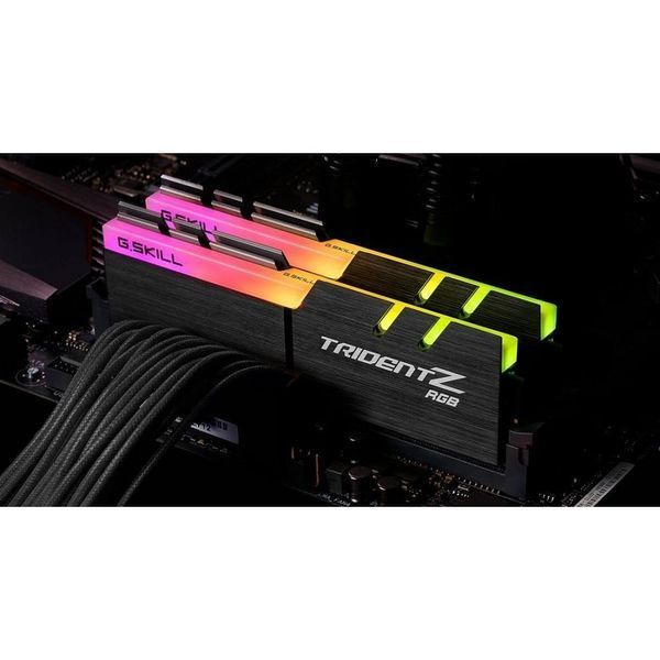 Пам'ять для настільних комп'ютерів G.Skill 64 GB (2x32GB) DDR4 3600 MHz Trident Z RGB (F4-3600C18D-64GTZR) 027763 фото