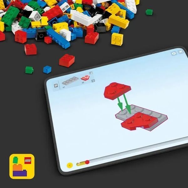 Блоковий конструктор LEGO Icons Ретро Радіоприймач (10334) 613395 фото