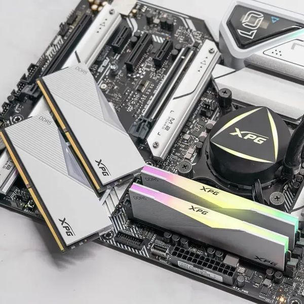 Пам'ять для настільних комп'ютерів Adata 64 GB (2x32GB) DDR5 6400 MHz XPG Lancer RGB (AX5U6400C3232G-DCLARBK) 508156 фото