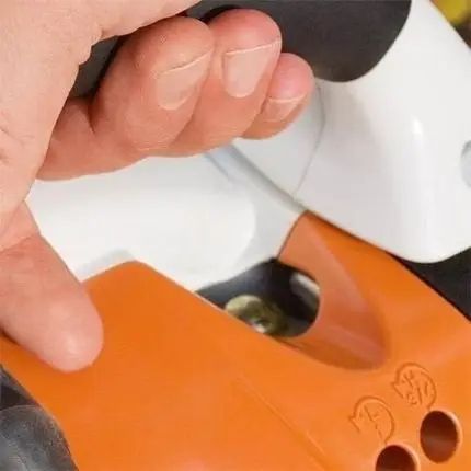 Садовый пылесос-воздуходувка Stihl BG 86 039825 фото