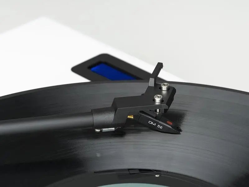 Програвач вінілових дисків Pro-Ject Juke Box E White 039009 фото