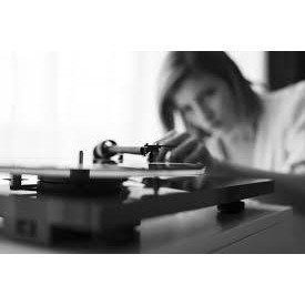 Програвач вінілових дисків Pro-Ject T1 BT OM5e High-Gloss Black (9120097822000) 039333 фото