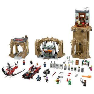 Блоковий конструктор LEGO Super Heroes Логово Бетмена (76052) 009468 фото
