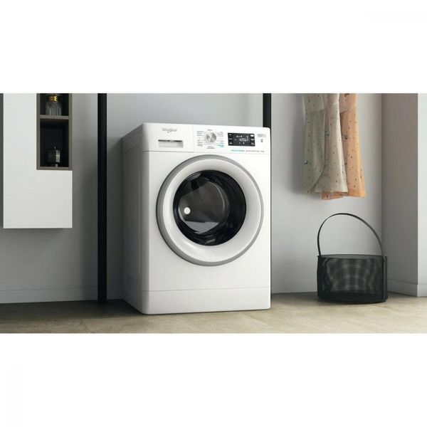 Стиральная машина автоматическая Whirlpool FFB 9258 SV 035532 фото