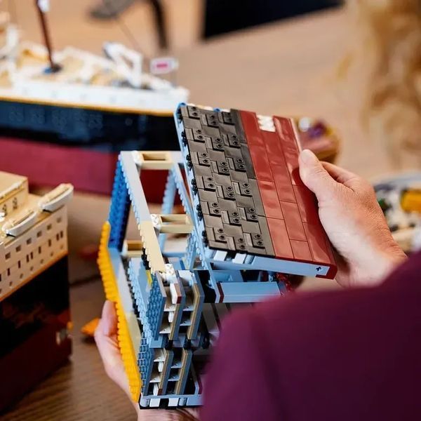 Блочный конструктор LEGO Icons Титаник (10294) 613540 фото