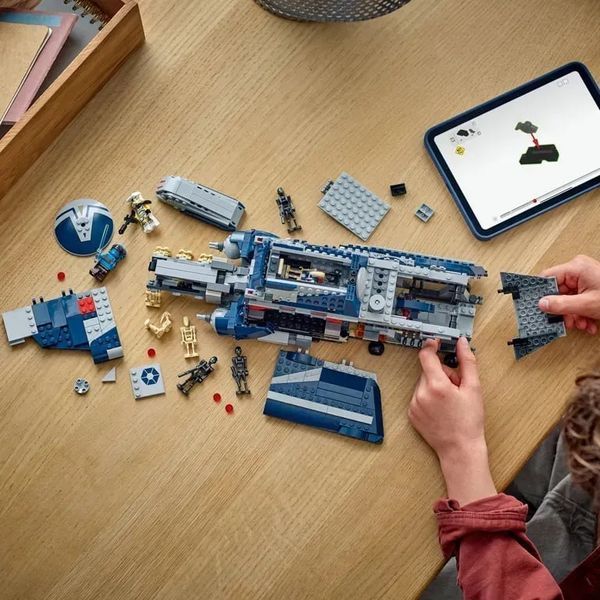 Блоковий конструктор LEGO Star Wars Сепаратистський транспорт у битві під Фелуцією (75435) 613423 фото