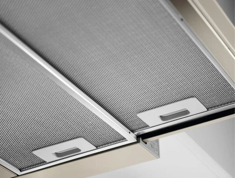 Витяжка Телескопічна Electrolux LFP326AS 010735 фото