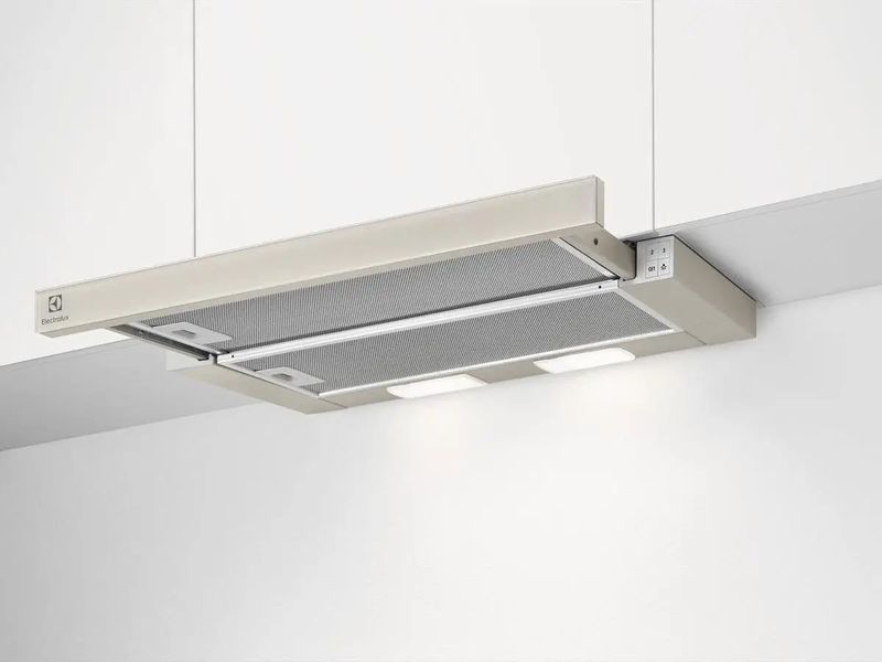 Витяжка Телескопічна Electrolux LFP326AS 010735 фото