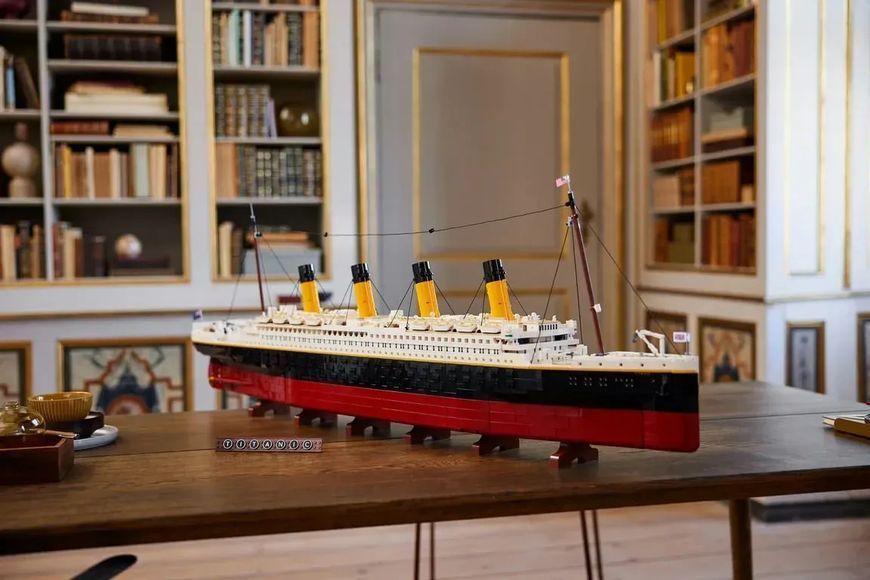 Блочный конструктор LEGO Icons Титаник (10294) 613540 фото