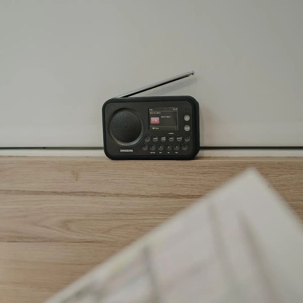 Радиоприемник Sangean DPR-76BT Black 039119 фото