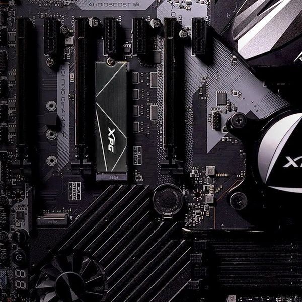 SSD накопичувач Adata XPG Gammix S70 Blade 1 TB (AGAMMIXS70B-1T-CS) 000629 фото