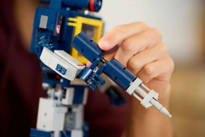 Блочный конструктор LEGO Icons Трансформеры: Саундвейв (10358) 613445 фото