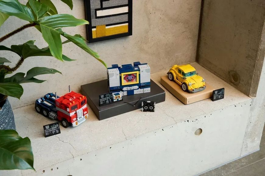 Блочный конструктор LEGO Icons Трансформеры: Саундвейв (10358) 613445 фото