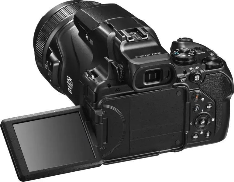 Компактний фотоапарат Nikon Coolpix P1100 Black (VQA170EA) 592941 фото