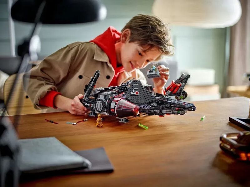 Блочный конструктор LEGO Star Wars Темный сокол (75389) 613435 фото