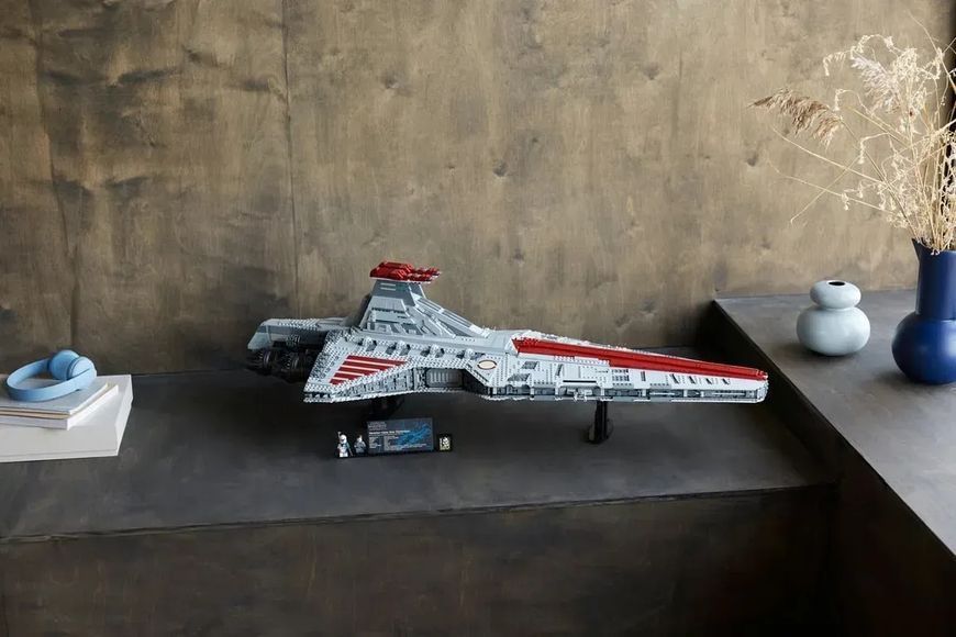 Блочный конструктор LEGO Star Wars Ударный крейсер типа Венатор (75367) 613536 фото
