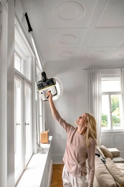 Вертикальний + ручний пилосос (2в1) Karcher VC 7 Cordless yourMax (1.198-710.0) 577550ua фото