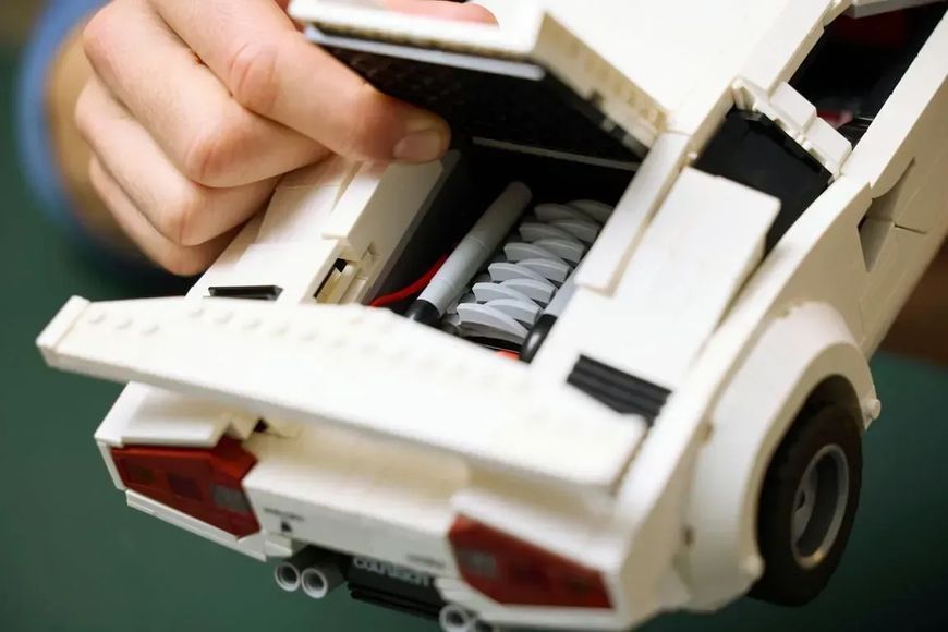 Авто-конструктор LEGO Icons Lamborghini Countach 5000 Quattrovalvole (10337) 613479 фото