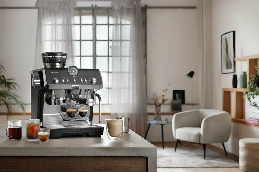 Ріжкова кавоварка еспресо Delonghi La Specialista Opera EC 9555.BK 573156 фото