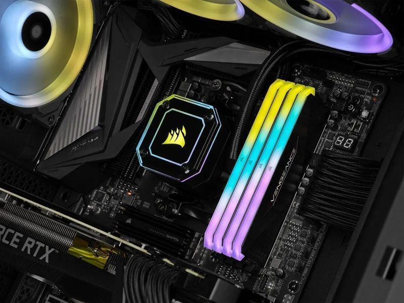 Пам'ять для настільних комп'ютерів Corsair 64 GB (2x32GB) DDR4 3600 MHz Vengeance RGB RT (CMN64GX4M2Z3600C18) 026404 фото