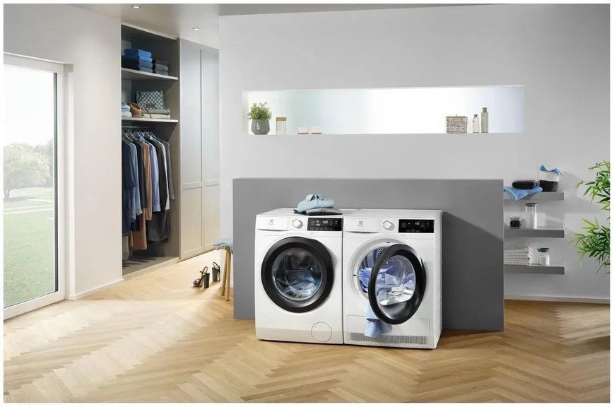 Стиральная машина автоматическая Electrolux EW8F328SP 302118ua фото