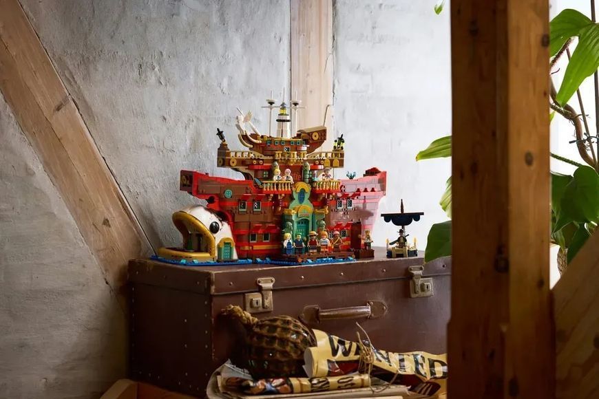 Блоковий конструктор LEGO One Piece Плавучий ресторан Бараті (75640) 613492 фото